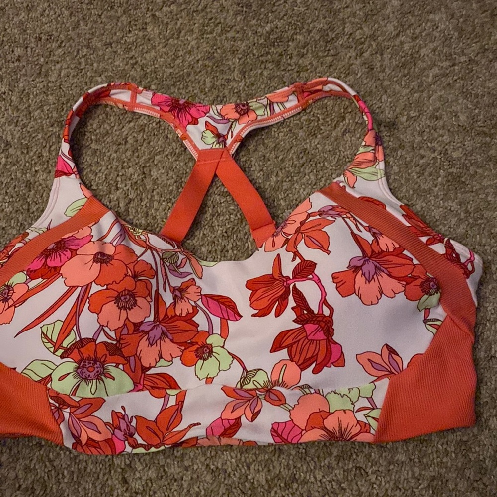 Floral pattern sports bra